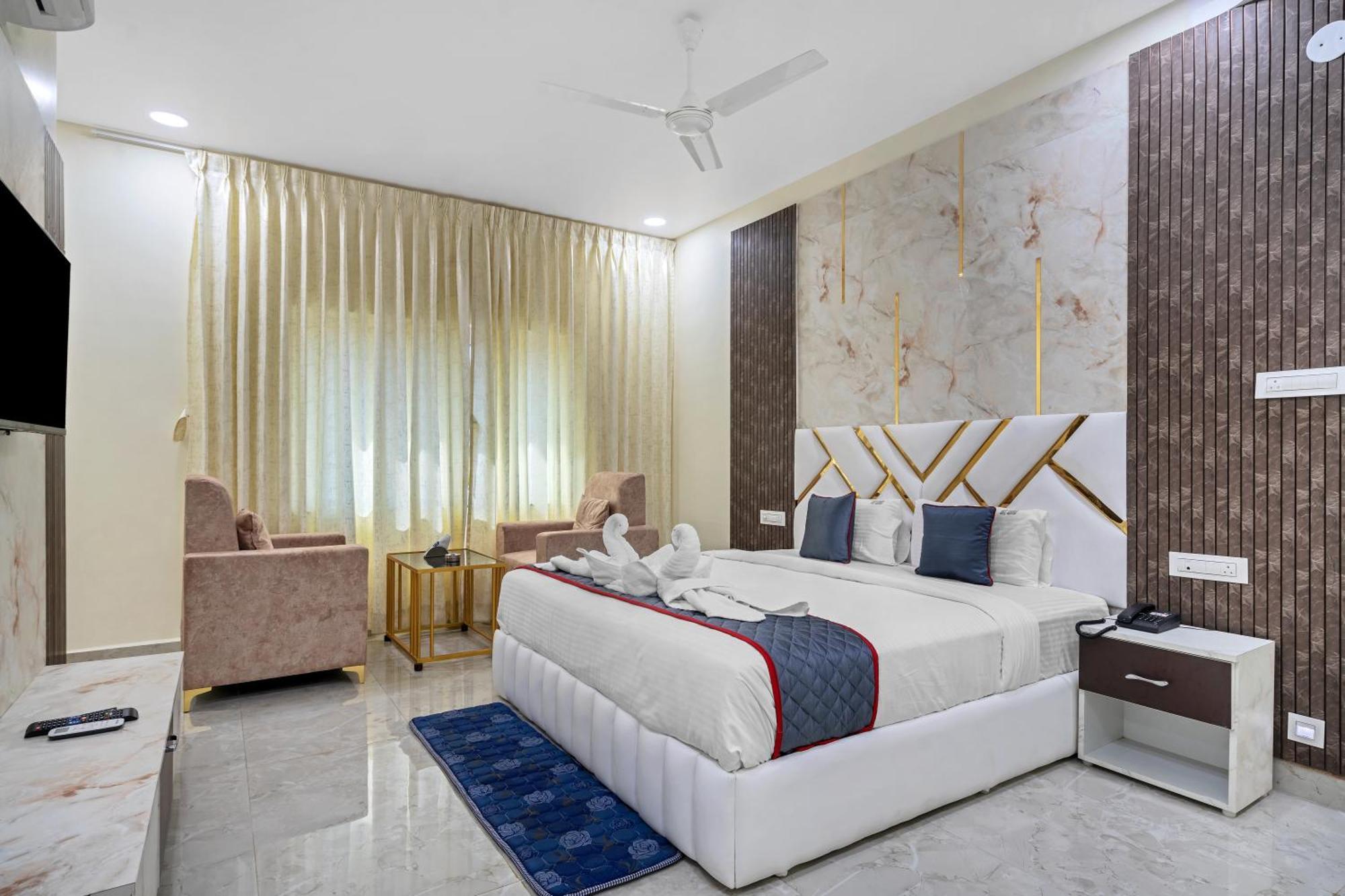 Hotel Sky Land Khammam Ngoại thất bức ảnh